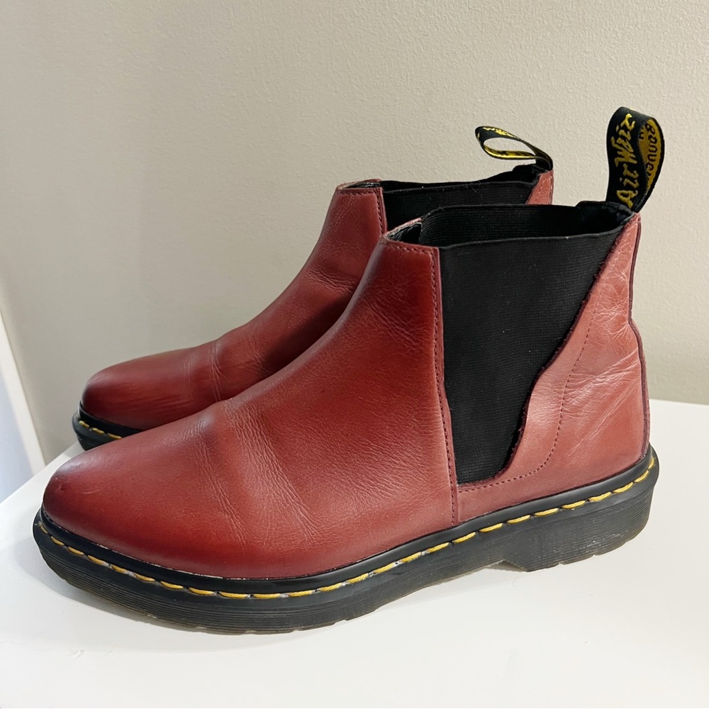 Dr. Martens Bianca Chelsea Boots Antique Wine Pointed Leather Size 9